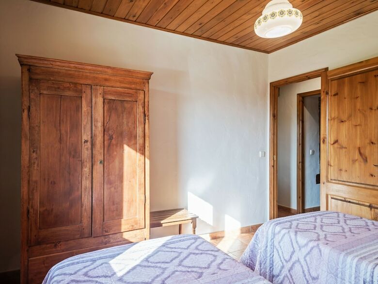 Lovely Apartment In Girona With Swimming Pool