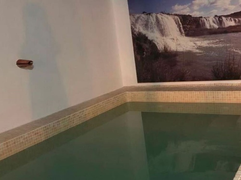 Quaint Holiday Home With Private Pool!