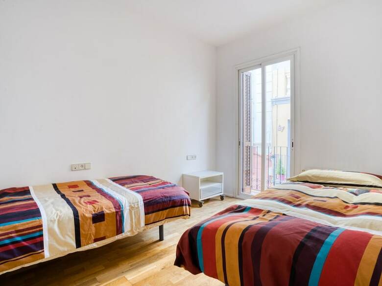 Simplistic Holiday Home In Barcelona With Balcony