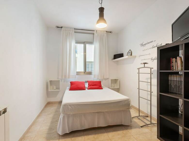 Modern Apartment In A Quiet Area