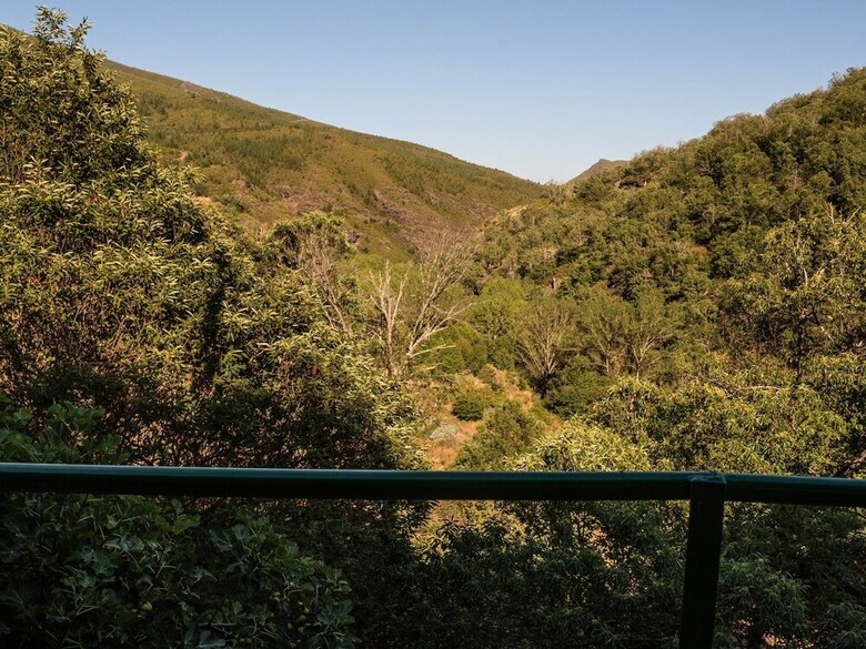 Secluded Cottage In Arnado With Balcony