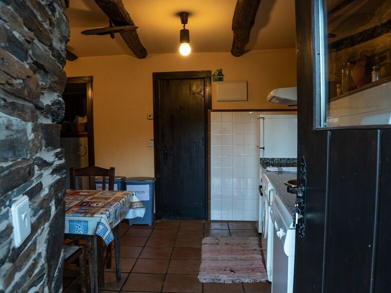 Secluded Cottage In Arnado With Balcony