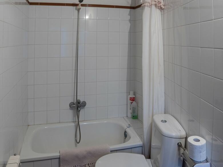 Secluded Cottage In Arnado With Balcony