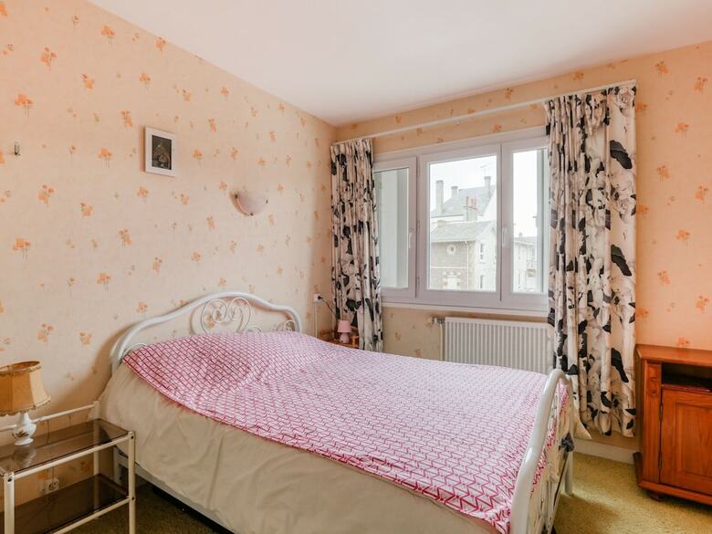 Beachfront Apartment In Grancamp-maisy With Terrace