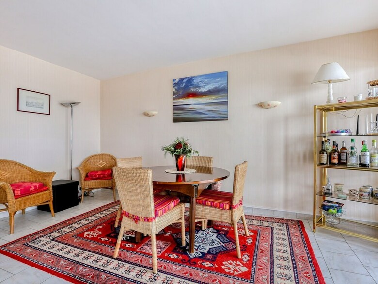 Beachfront Apartment In Grancamp-maisy With Terrace