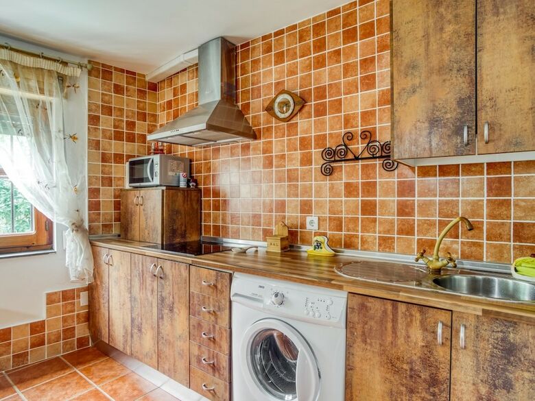 Simplistic Cottage In Barruecopardo With Garden