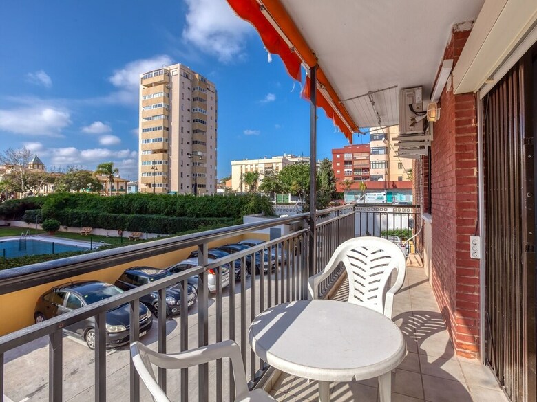 Lovely Apartment In Fuengirola With Private Swimming Pool