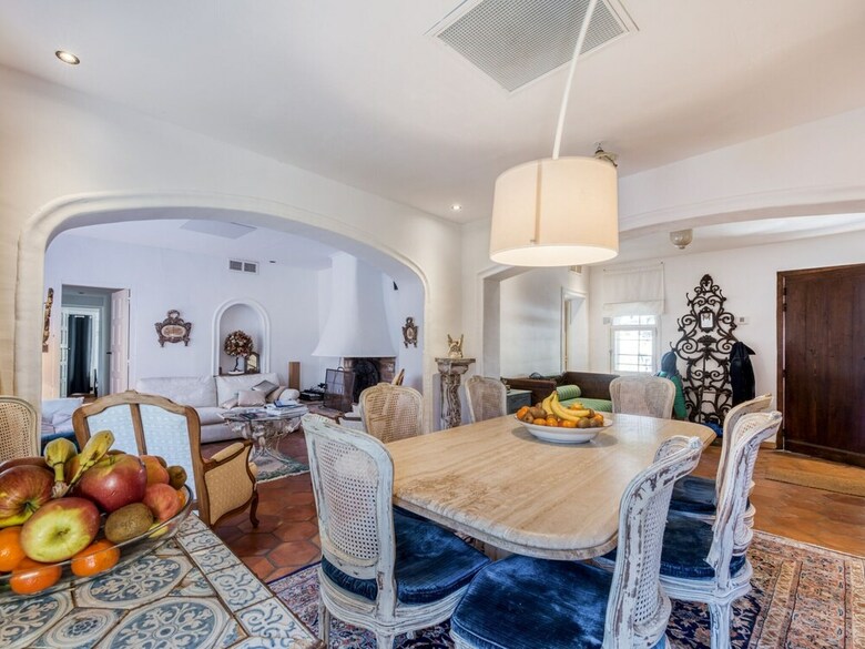 Charming Villa With Private Pool And In Quiet Area In La M�le