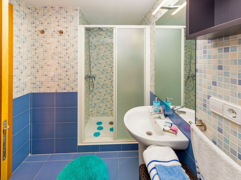 Majestic Apartment In D�nia With Jacuzzi