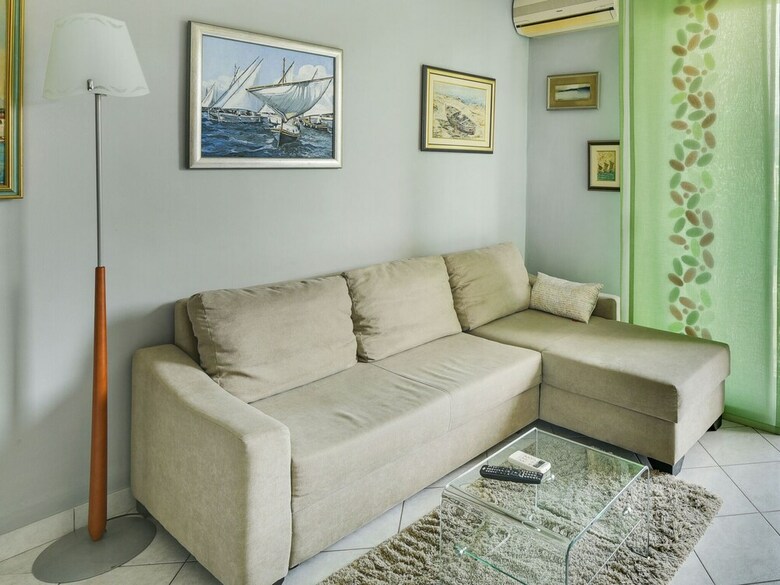 Homely Apartment In Split Near The Sea