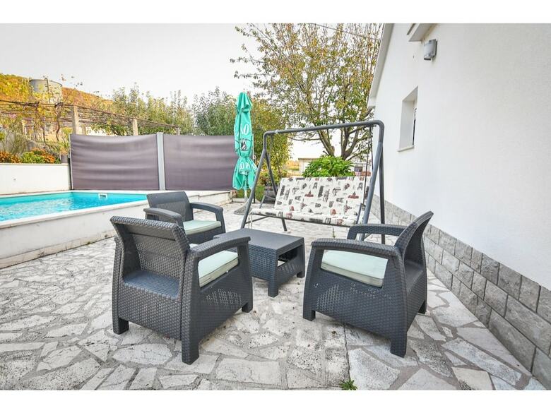 Quaint Holiday Home In Sinj With Private Pool
