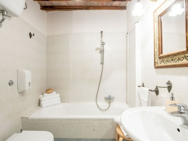 Alluring Apartment In Rapolano Terme With Swimming Pool