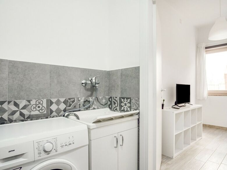 Gorgeous Apartment In Ragusa With Balcony
