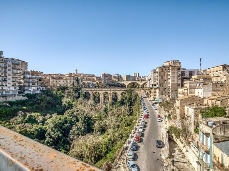 Gorgeous Apartment In Ragusa With Balcony