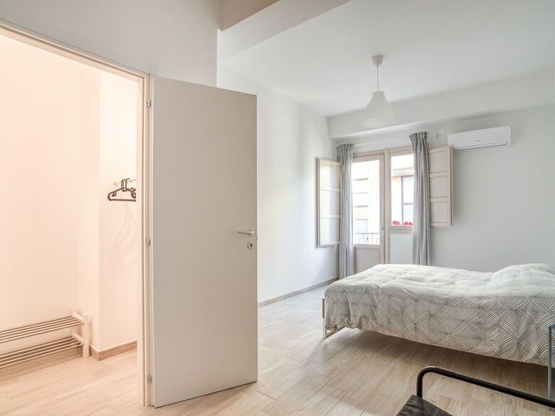 Gorgeous Apartment In Ragusa With Balcony