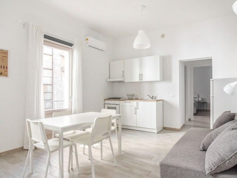 Gorgeous Apartment In Ragusa With Balcony