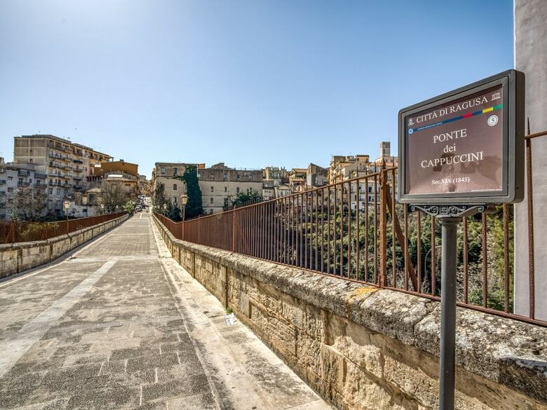 Gorgeous Apartment In Ragusa With Balcony
