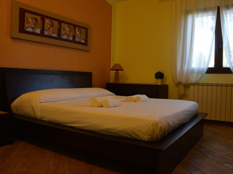 Secluded Holiday Home In Partanna With Swimming Pool