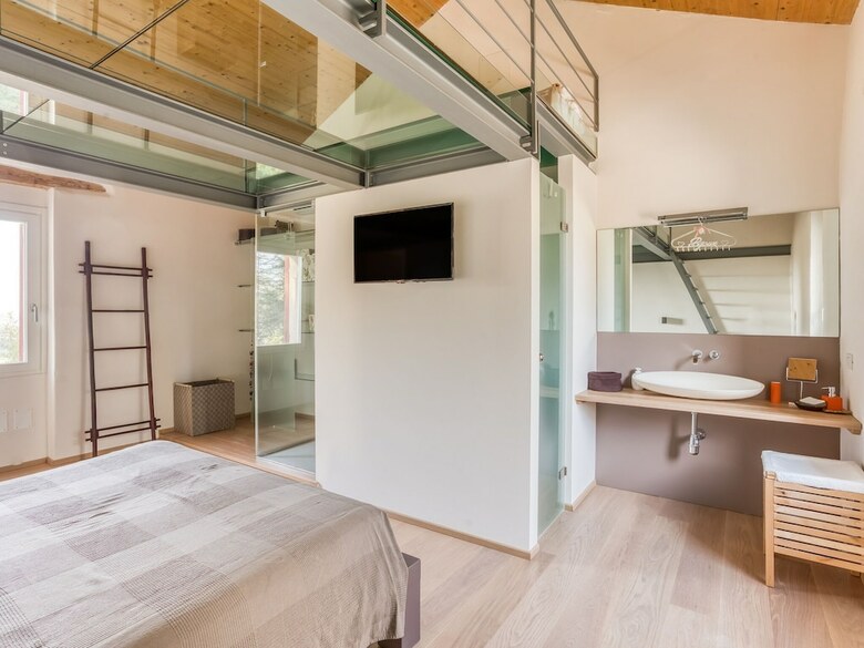 Modern Villa In Pesaro With Private Swimming Pool