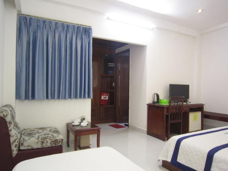 Hanh Long Hotel