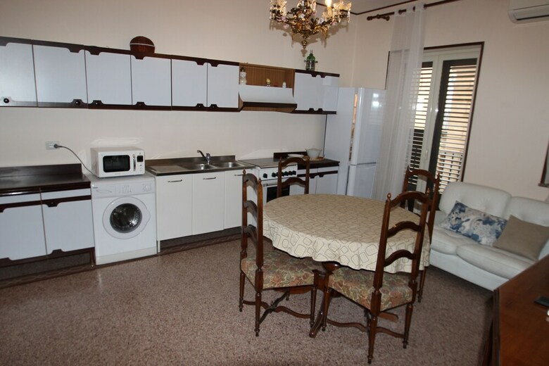 Petunia Apartment
