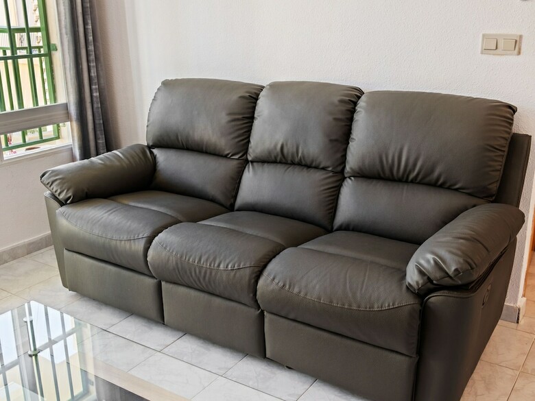 Cozy Apartment In Torrevieja With Balcony