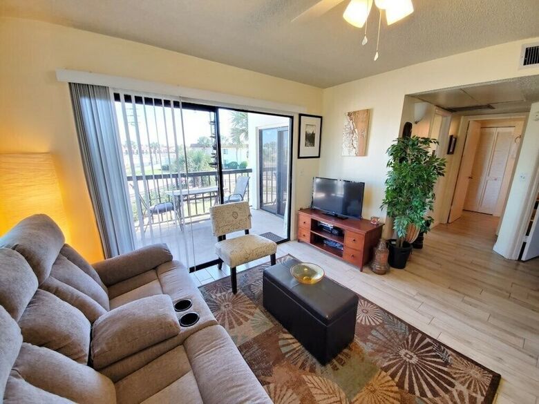 Ocean Village Club D22