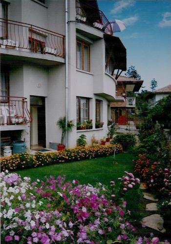 Hostal Vila Krista