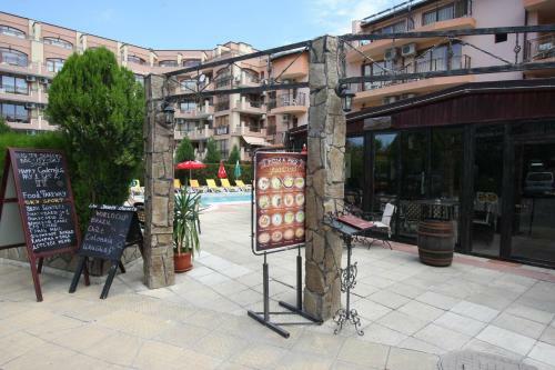 Friends Family Hotel