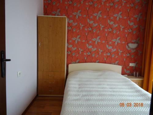 Hostal Guest House Rezvaya