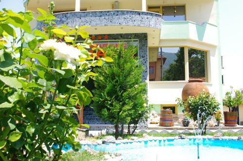 Hostal Complex Diana