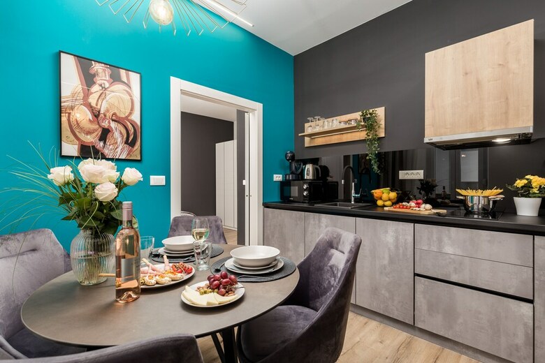 Saint Vitus Apartments With Balcony