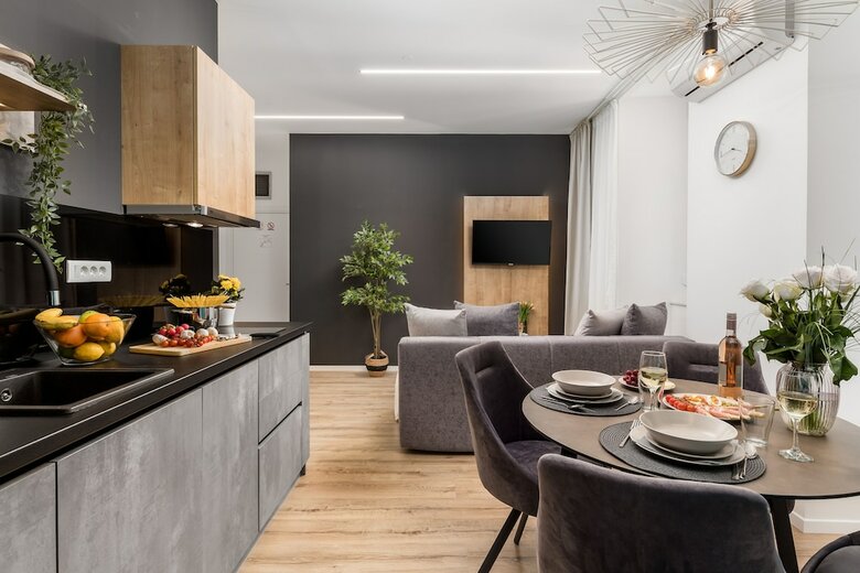 Saint Vitus Apartments With Balcony