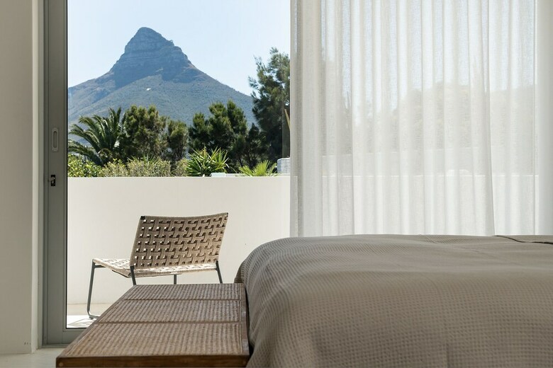 Hotel The Aven