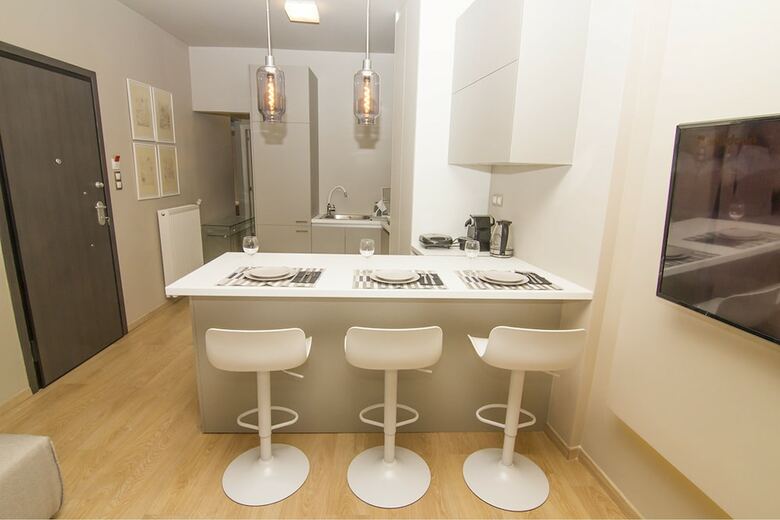 Apartamentos Contemporary Design In Central Athens