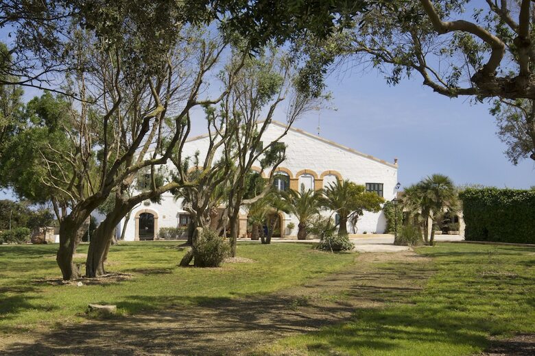 Hotel Biniatram Agroturisme