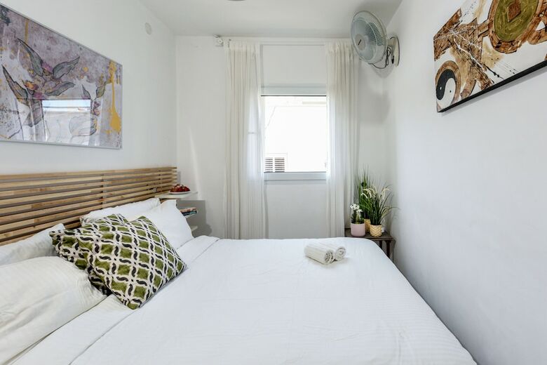 Apartamento Captivating Apt Wt Balcony And Roof Top