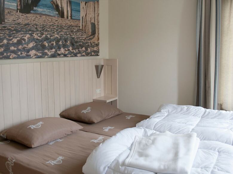 Detached Villa With Three Bathrooms, 400 M. From The Beach