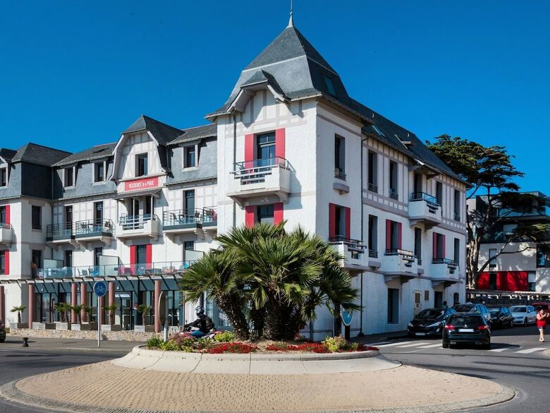 Comfortable Apartment With Sea View And Nearby The Beach