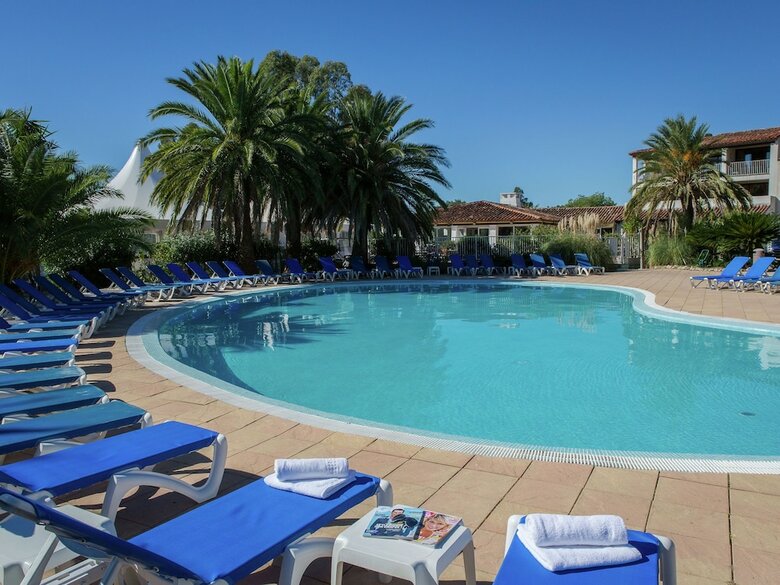 Comfortable Apartment With Dishwasher, On The C�te D'azur