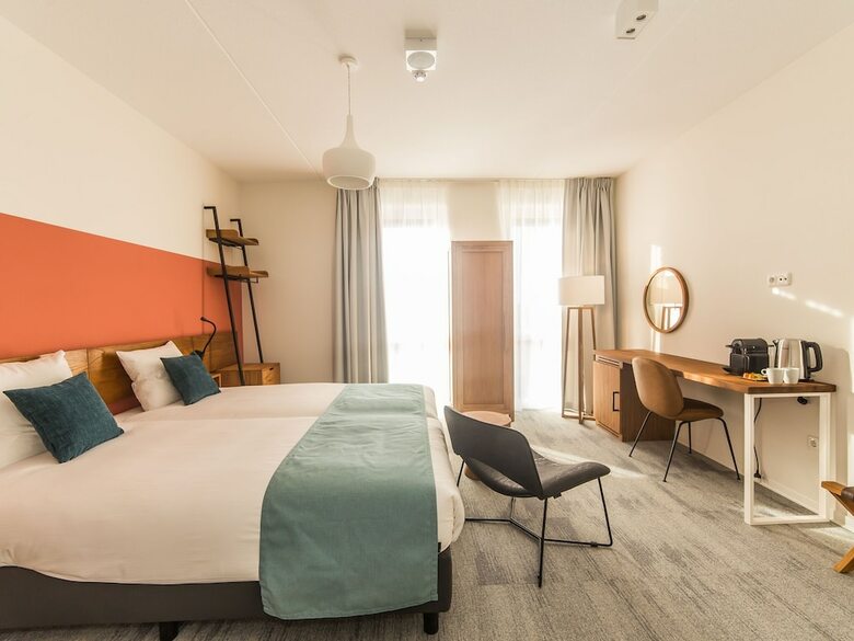Comfy Apartment, 2 Bath Rooms, 4km From Maastricht