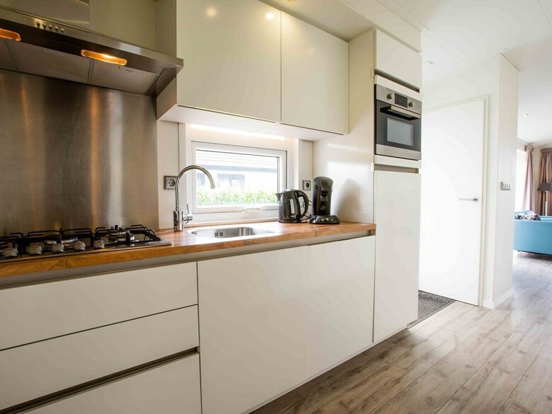 Modern Chalet With Combi-microwave, In A Water-rich Area