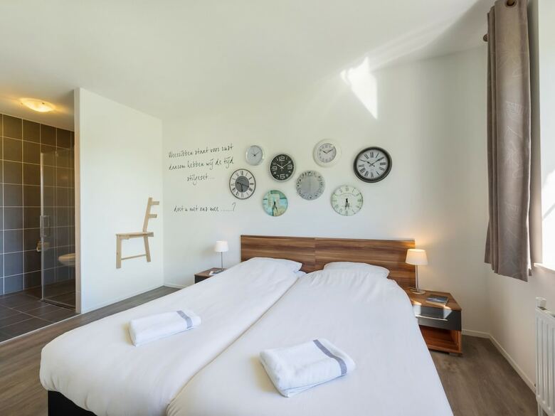 Luxury Villa With Three Bathrooms Located In A National Park