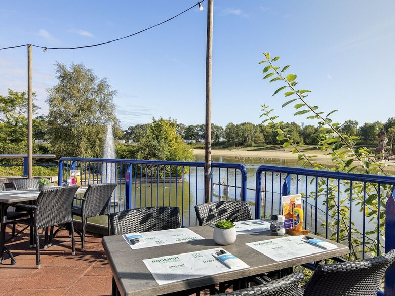 Comfortable Bungalow With Dishwasher, Near Hunebedcentrum