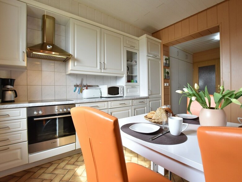 Spacious Apartment In K�hlungsborn With Fireplace