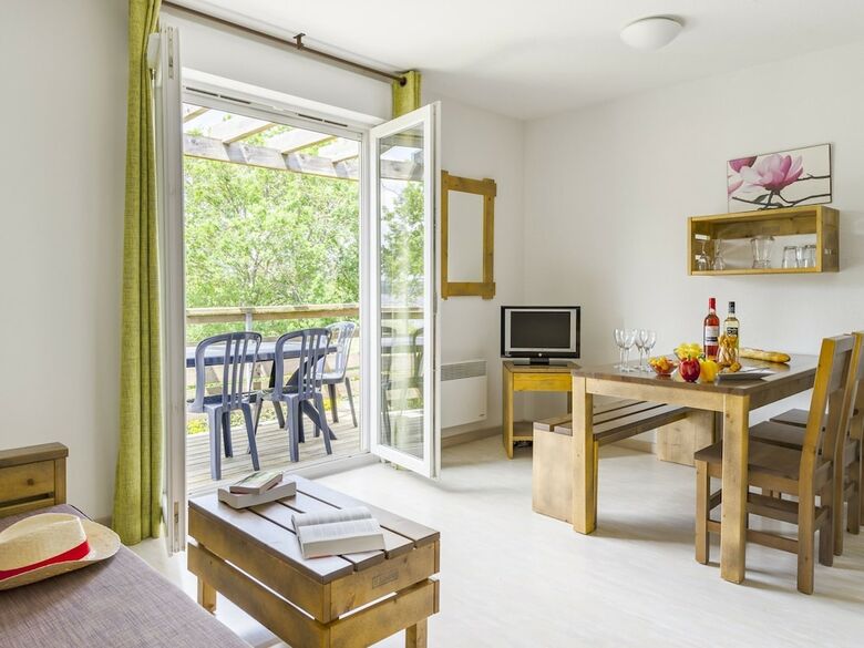 Nice Apartment With A Dishwasher Near A Recreational Lake