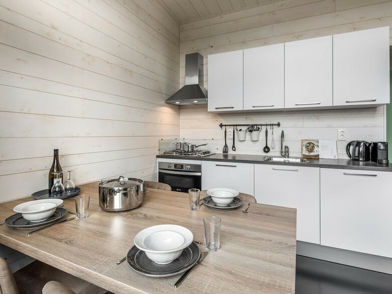 Modern Lodge With Combi-microwave Within Green Surroundings