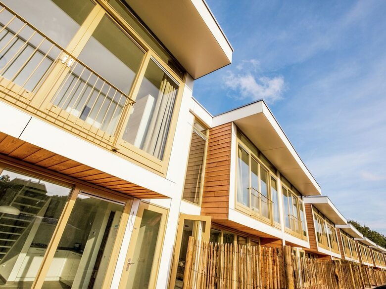 Luxurious Holiday Home With Dishwasher, 200 M From The Beach