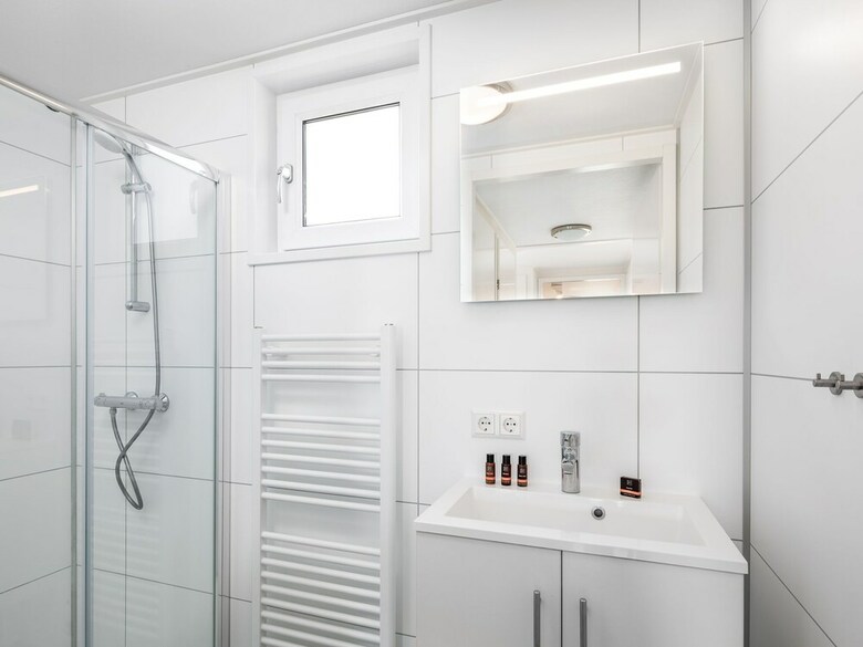 Modern Lodge With Washing Machine, Beach At Walking Distance