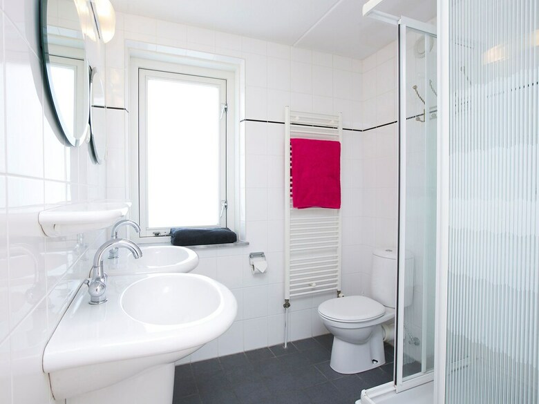 Comfortable Villa With Combi Microwave, 9 Km. From Rockanje